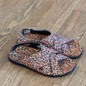 Paul Smith Black Sandals with Cross-Over Strap Design